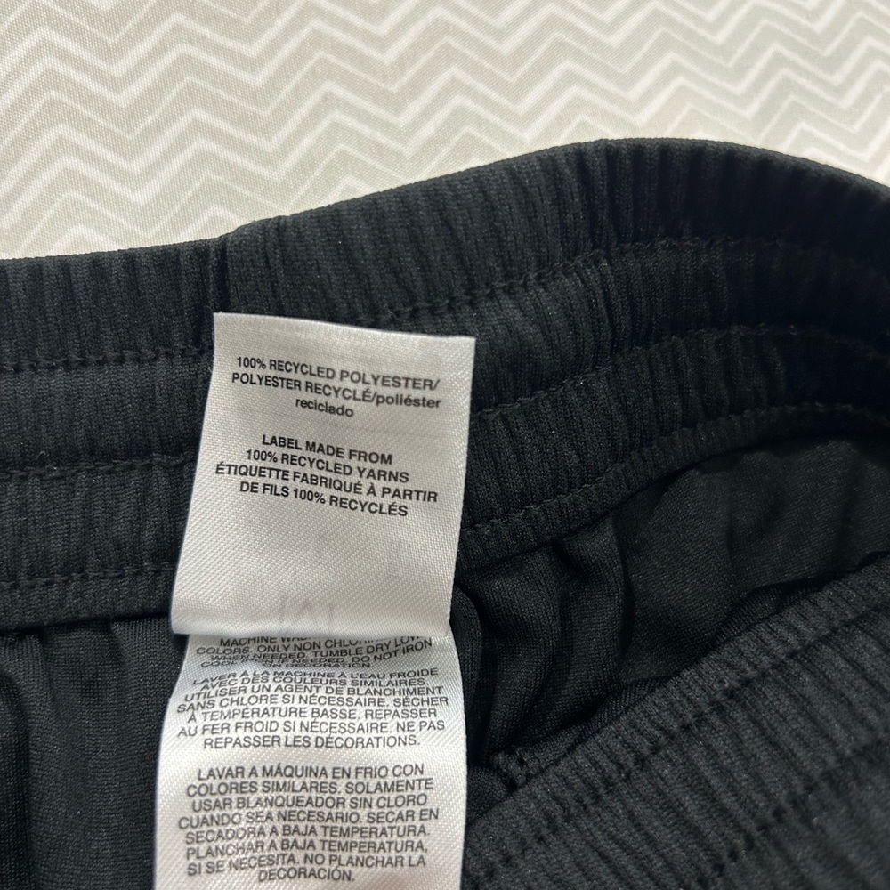 Boys Adidas Classic Three-Stripe Shorts - Picture 4 of 5